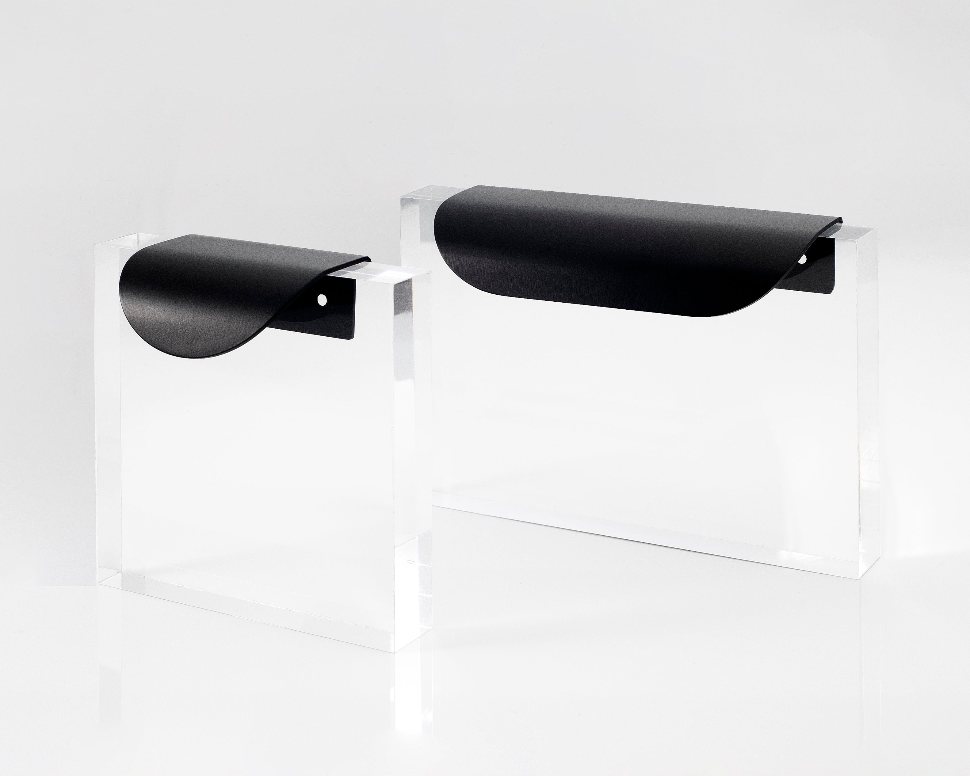 Ridge Matte Black Pull Handle