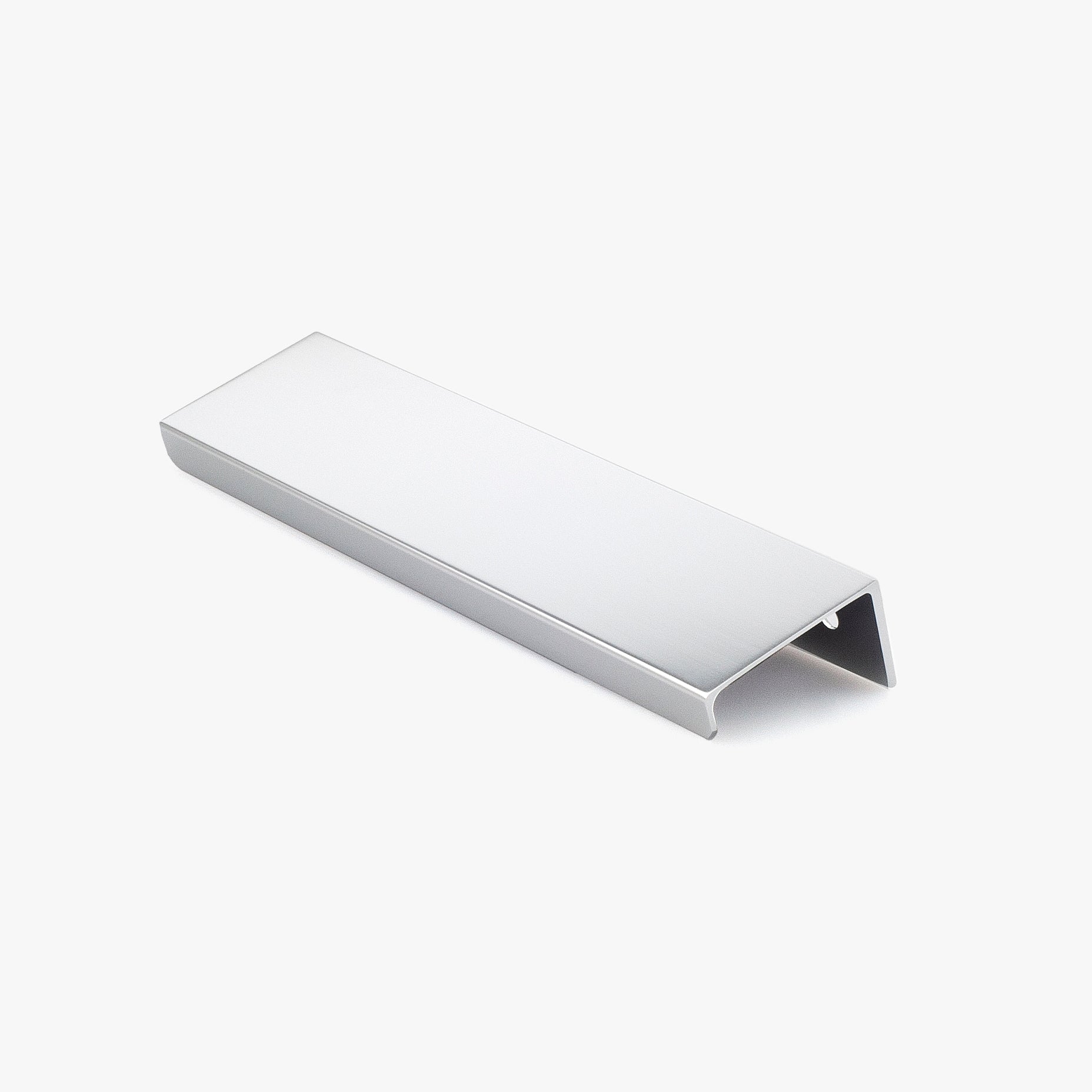 Overlap Pull Handle Silver