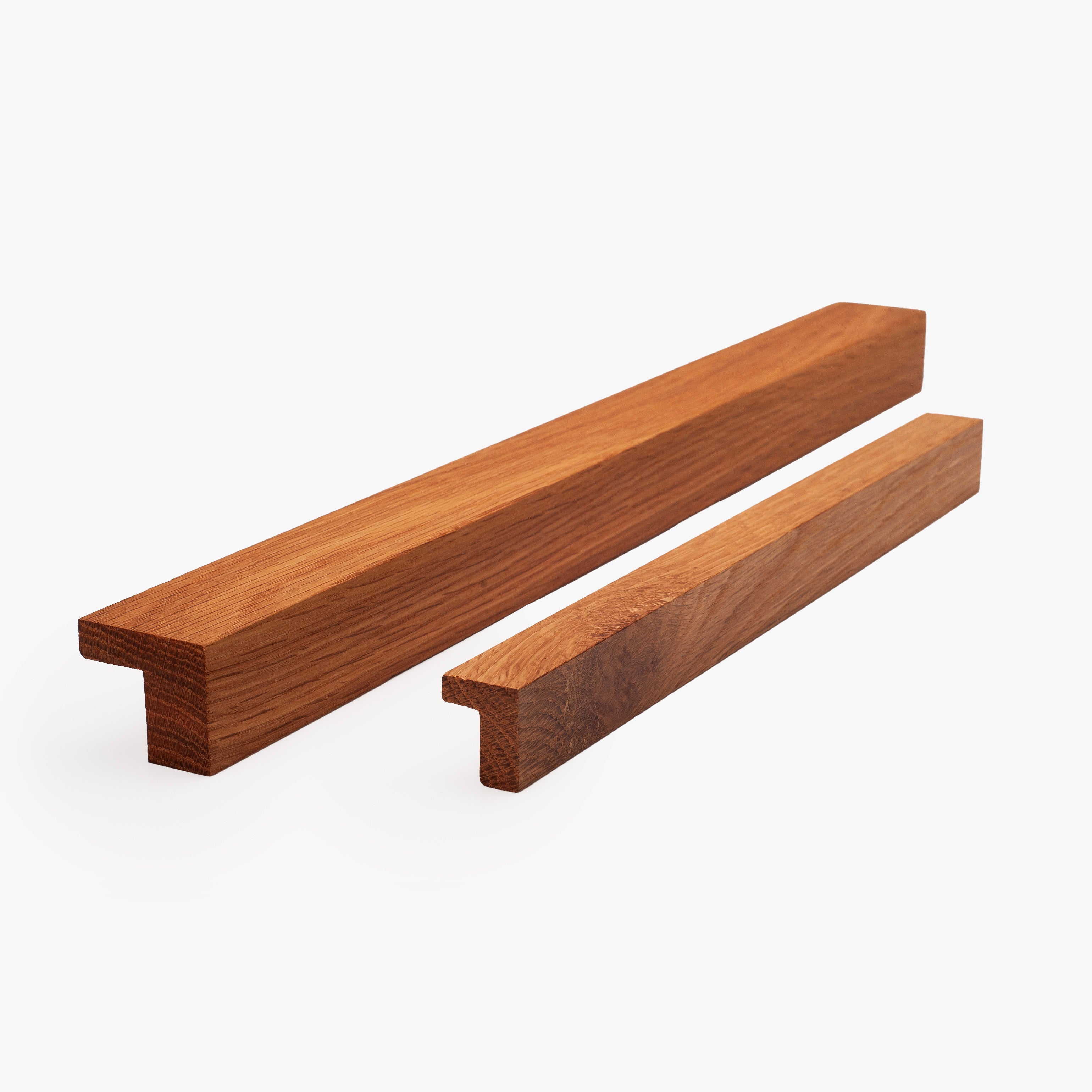 Chunky Latch Oak Handle