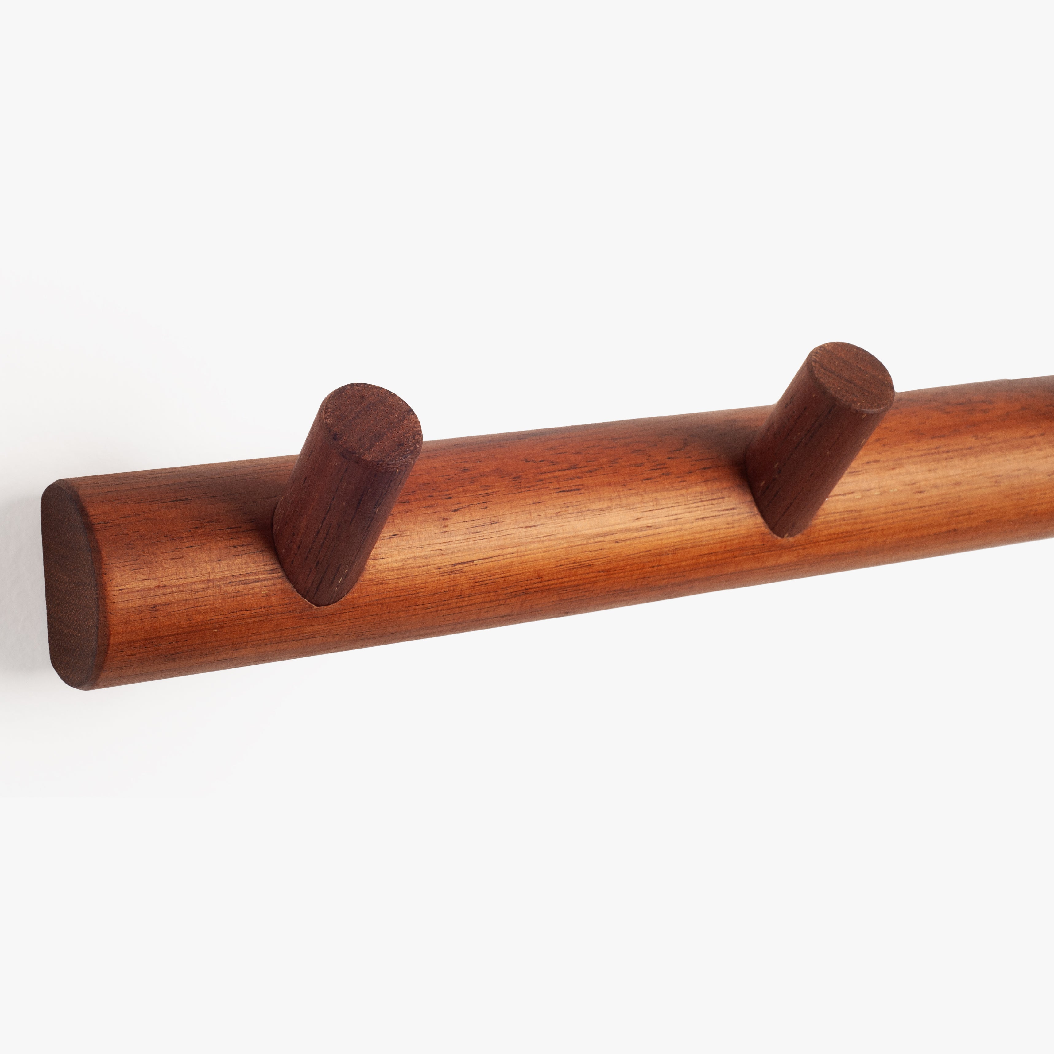 Reggie Kwila Outdoor Coat Rack